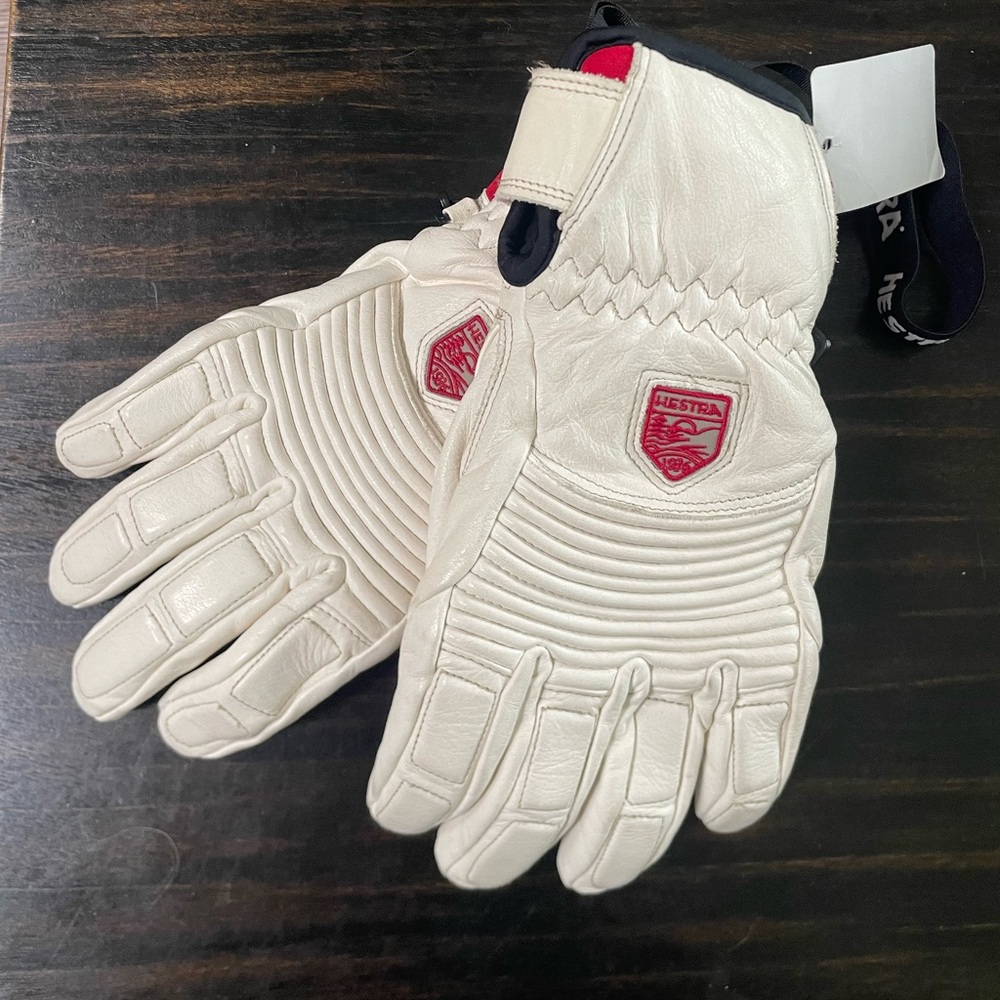 Hestra White Leather Gloves | brand new | size 7